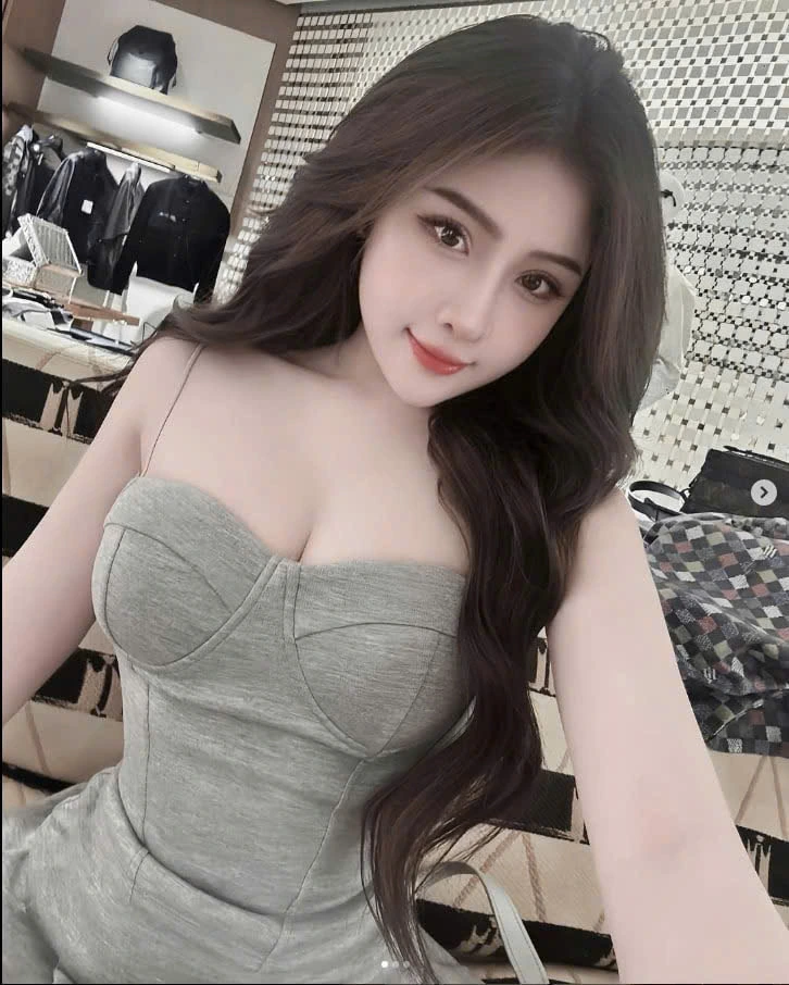 VIP Massage KTV 员工02个人照片，供预约时表达人员偏好