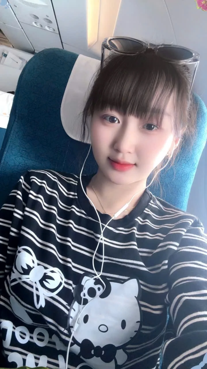 VIP Massage KTV 员工06个人照片，供预约时表达人员偏好